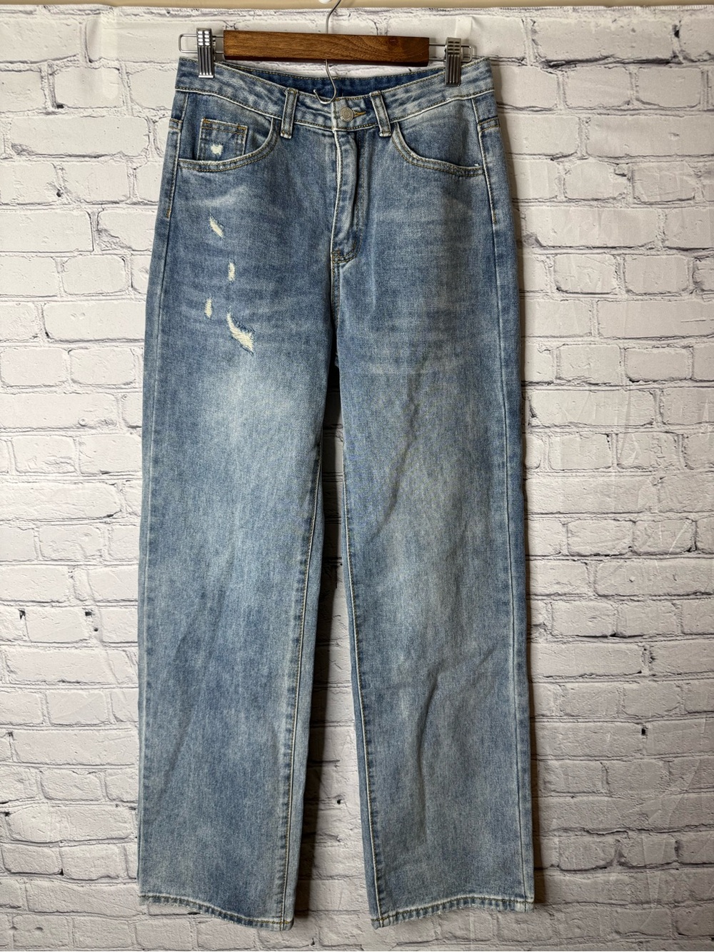YJ Newprice wide leg straight leg jeans small